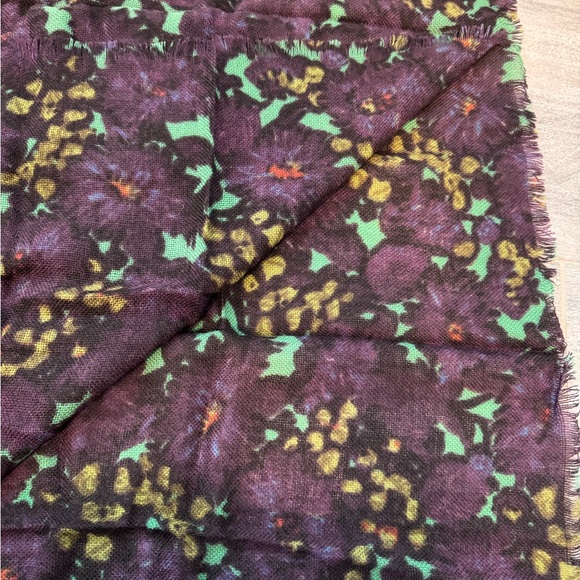 NWT J. Crew women’s wool scarf purple floral - Picture 2 of 5